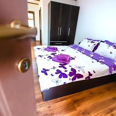 Aparthotel Casa De Vacanta